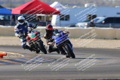 media/Dec-18-2022-SoCal Trackdays (Sun) [[8099a50955]]/Turn 2 (950am)/